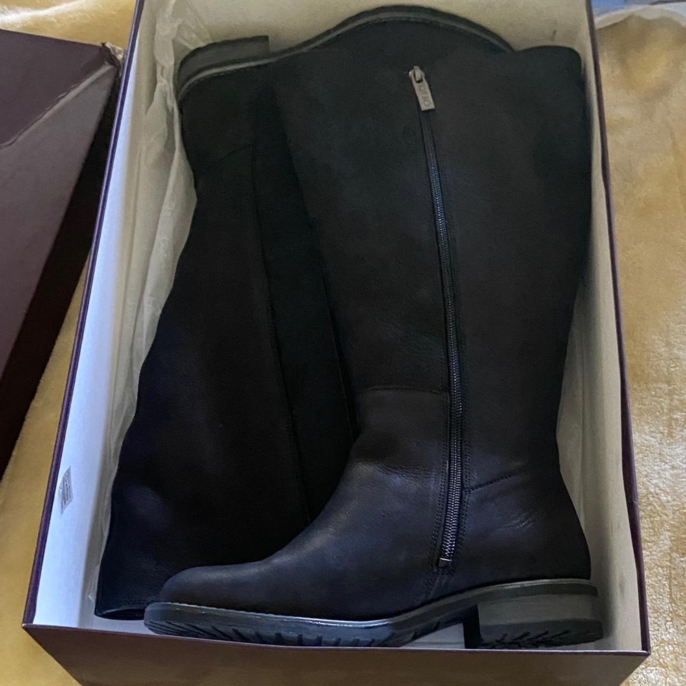 Duo Waiton Black leather wide calf knee high boot